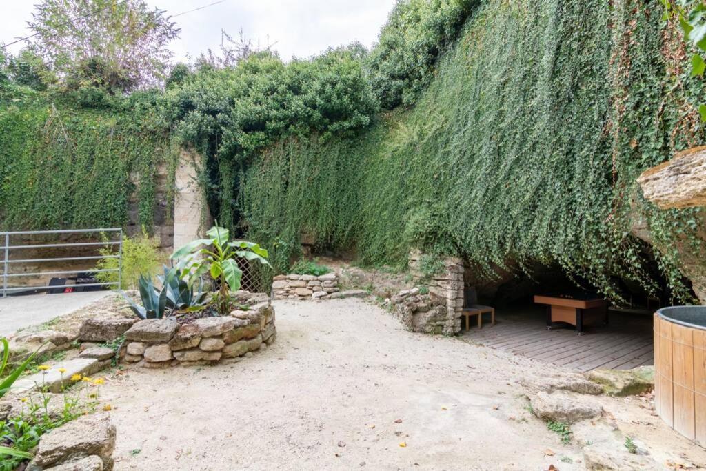 Maison Troglodytique Doue La Fontaine Eksteriør billede
