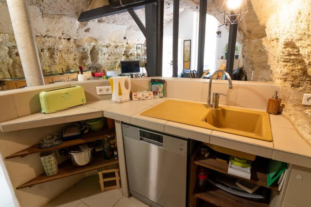 Maison Troglodytique Doue La Fontaine Eksteriør billede